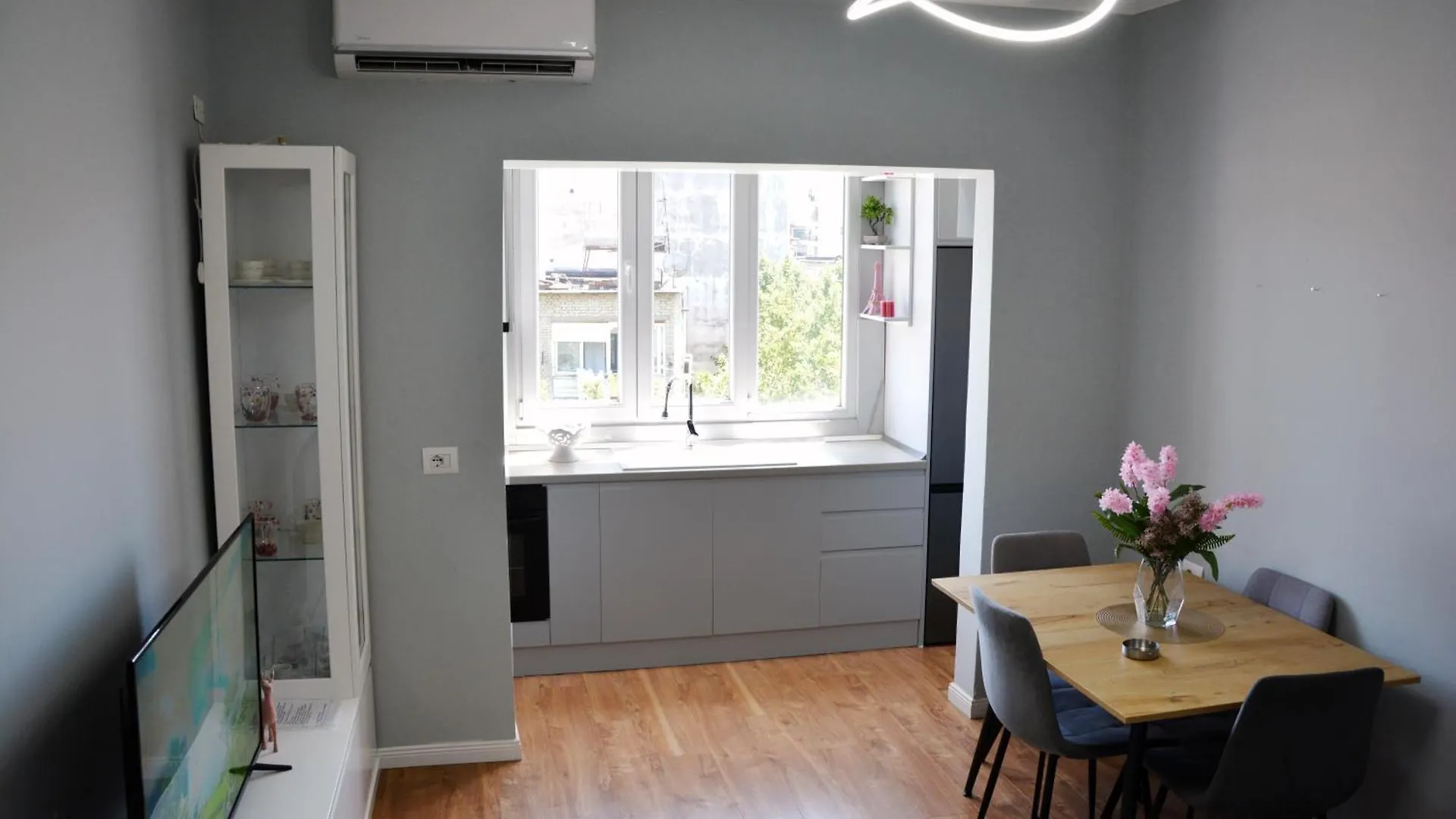Niko Apartment 2 Tirana