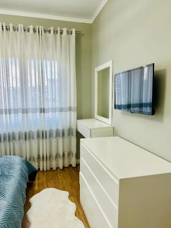 Niko Apartment 2 Tirana 0*,